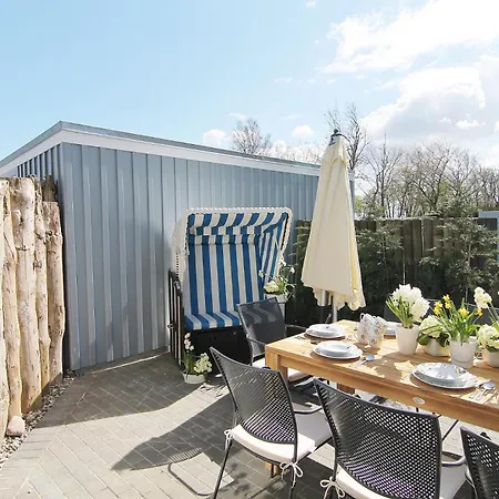 Anna Holiday home Zingst